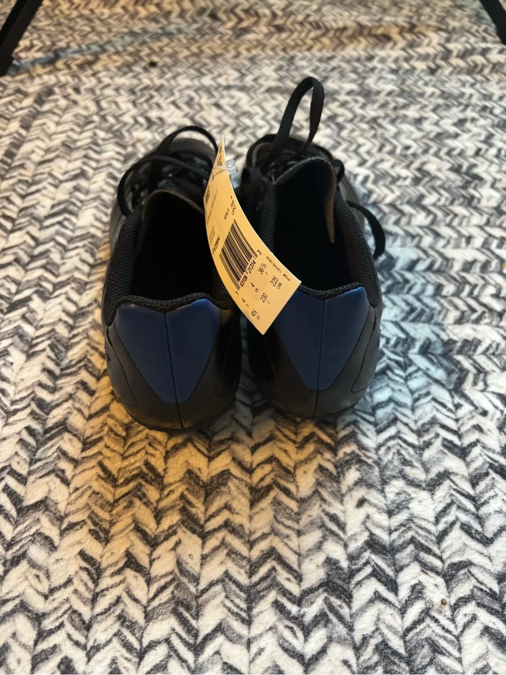 Brand New NWT Adidas Goletto Boys Sports Soccer Cleats Black and Blue size 4.5